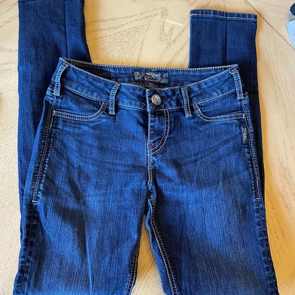 Silver Suki Mid Rise Skinny Jean - Picture 2 of 3